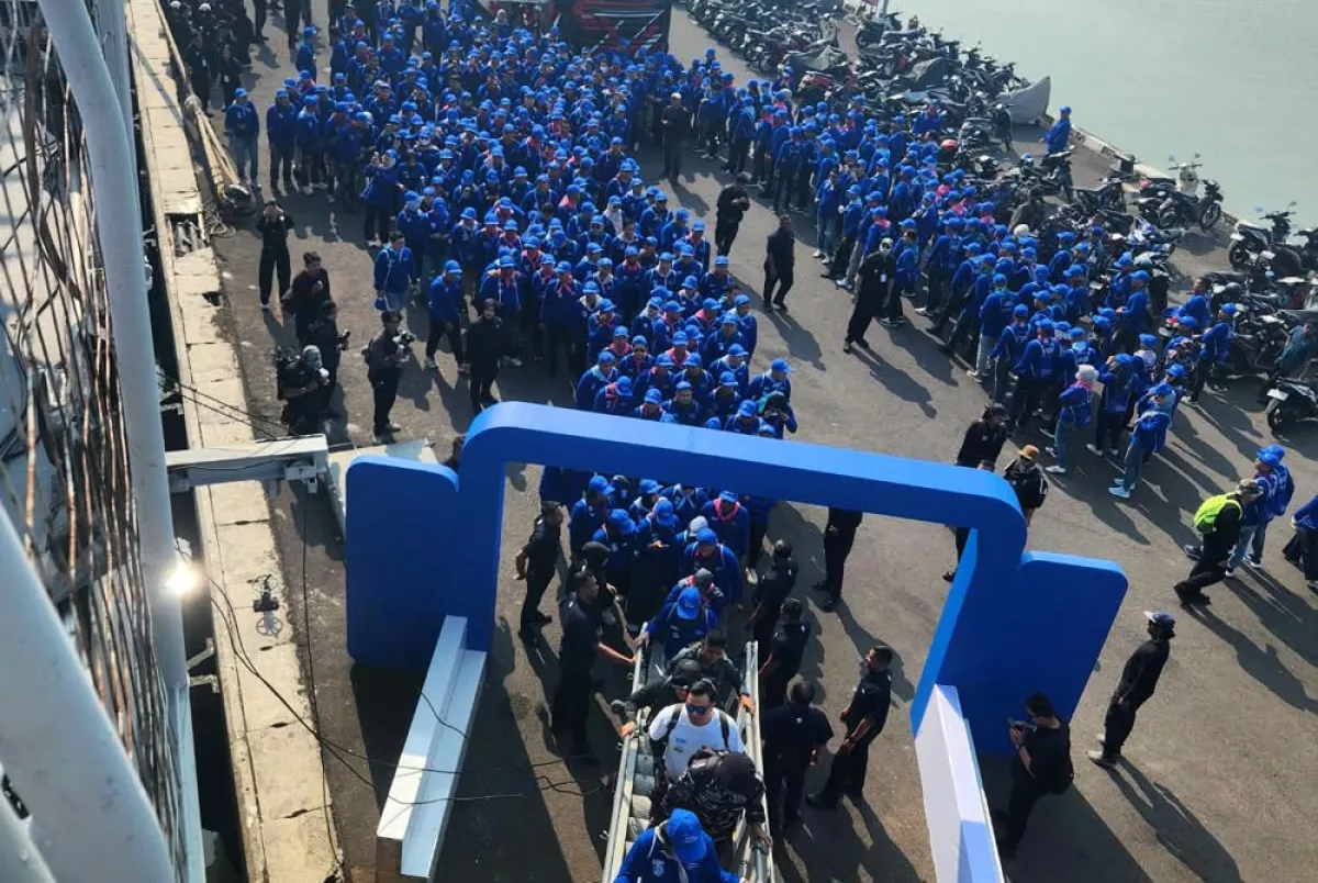 BRI memperkuat kompetensi dan solidaritas Mantri sebagai garda terdepan layanan perbankan mikro melalui Jambore Mantri BRI 2026 di Surabaya