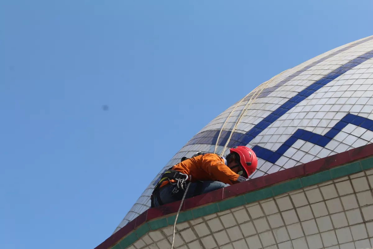 Aston Sidoarjo Salurkan Bantuan untuk Masjid Baitul Mujtahidin, Ajak Warga Gotong Royong