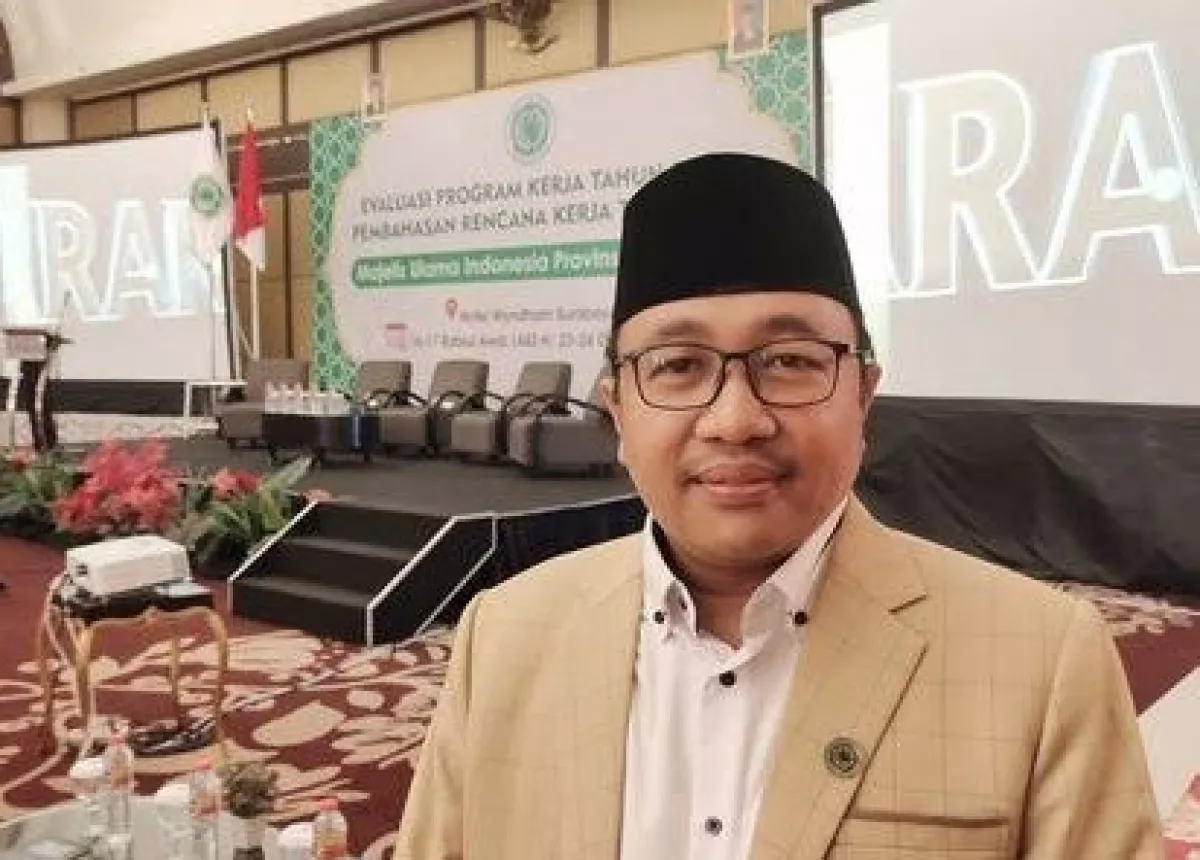 MUI Jawa Timur meminta pengawasan dan penegakan hukum diperkuat menyusul kasus keracunan yang berkaitan dengan operasional SPPG dalam program MBG.